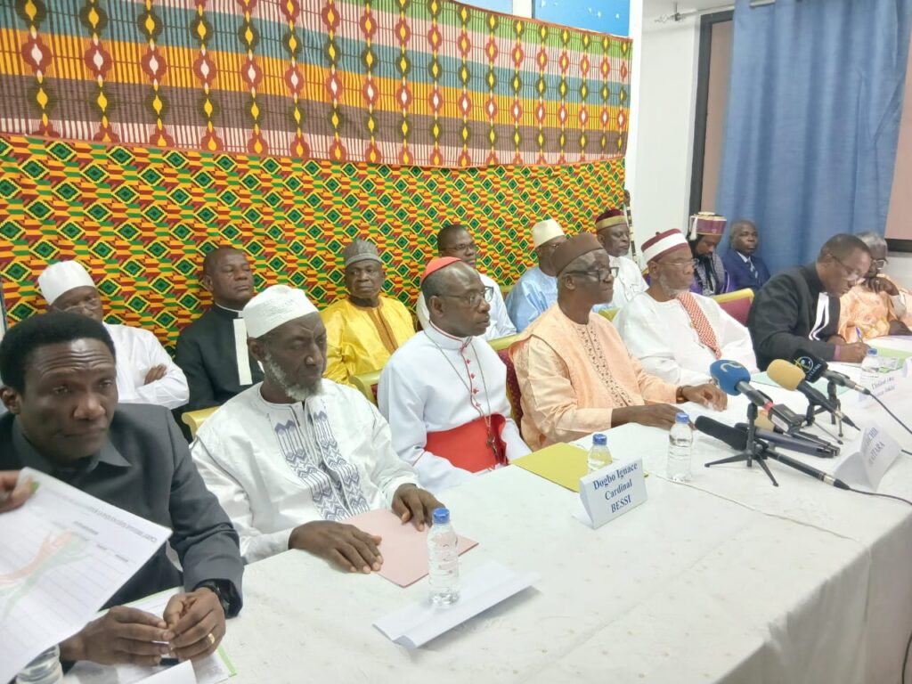 WhatsApp Image 2025-09-29 at 09.17.00