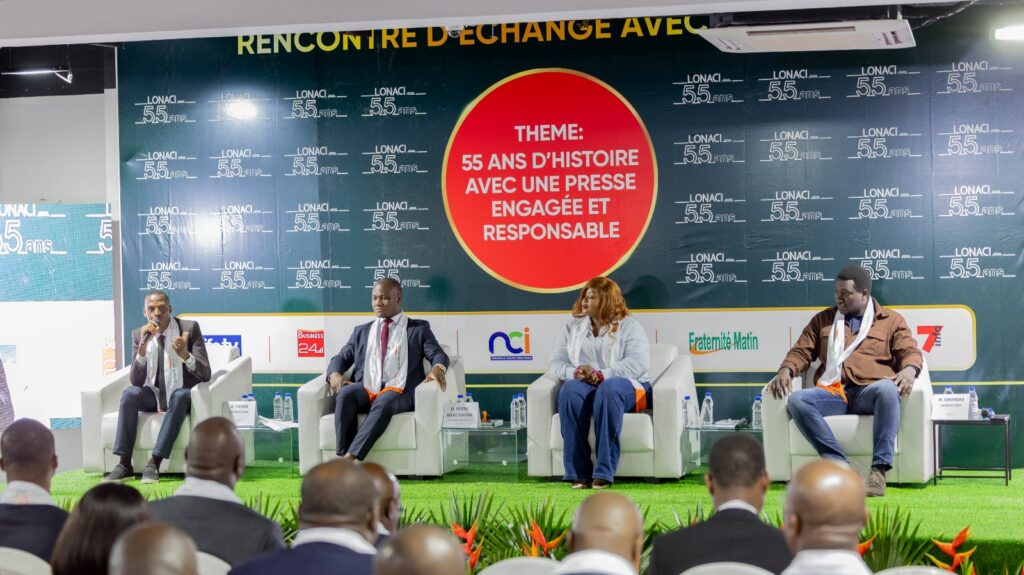 Fatou Sylla, 2ème à partir de la droite, a remporté le Challenge social 2025, de la Lonaci