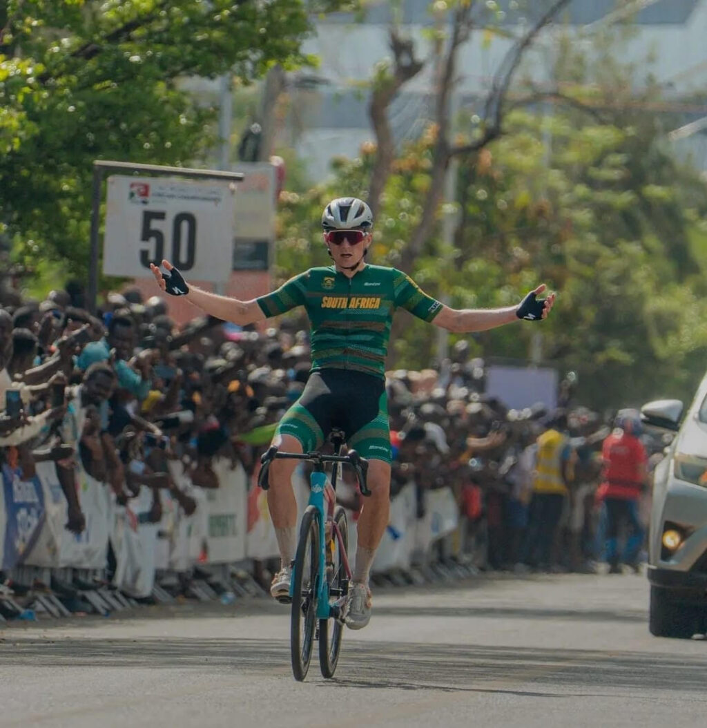 Le Sudafricain Ormiston Callum, grand vainqueur de l'épreuve Hommes Elite